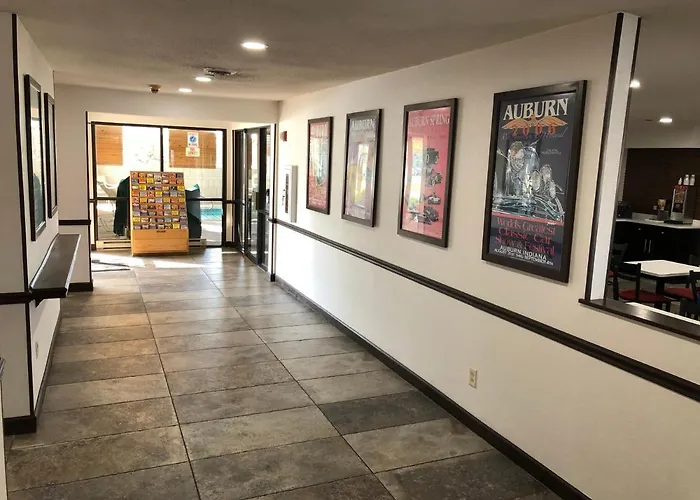 Country Inn & Suites By Radisson, Auburn, In