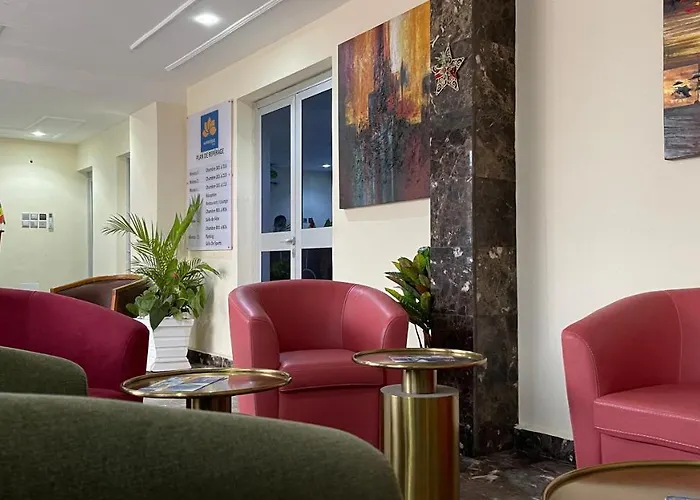 La Rochelle Hotel