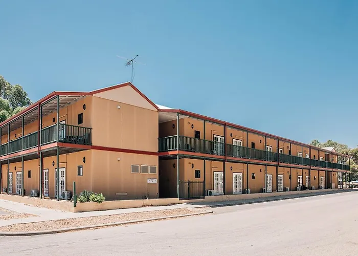 Settlers Hotel York