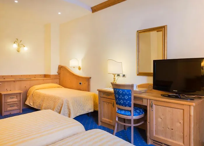 Ariston Lake View Hotel