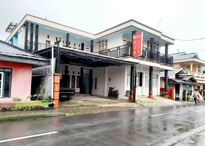 Reddoorz Syariah Near Komplek Candi Arjuna Dieng 2