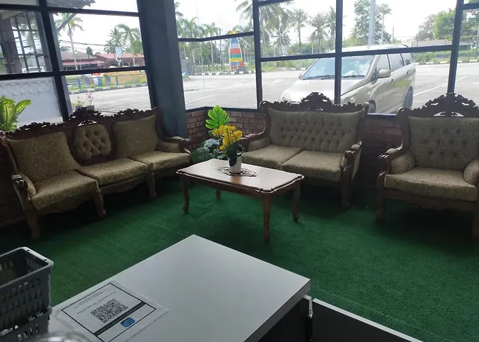 Dlayaran Hotel & Cafe
