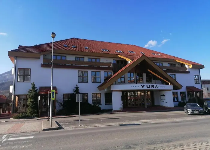 Yura Hotel Celadna Bazen A Sauny Zdarma