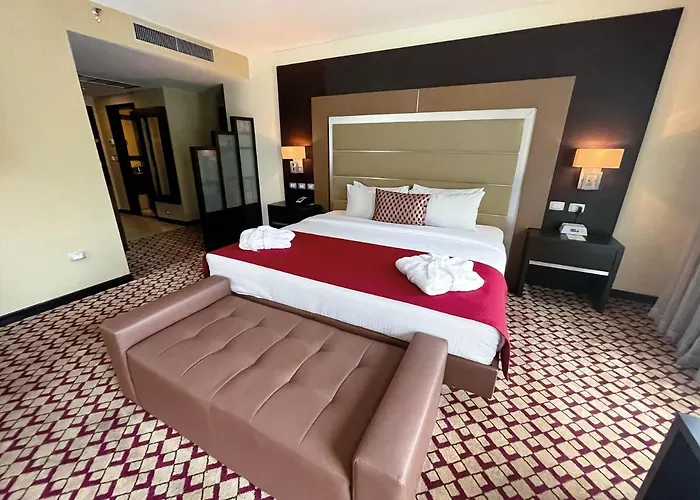Waldorf Hotel