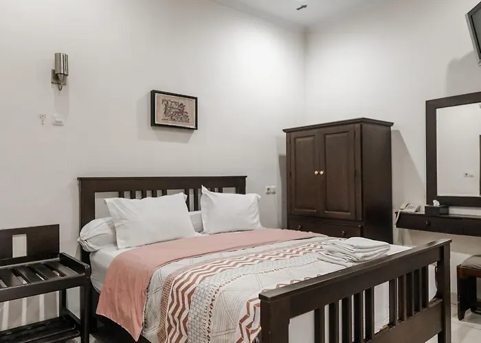 Pasola Guest House