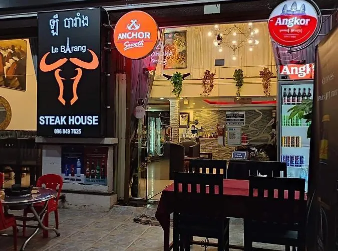 Le Barang Steakhouse & Guesthouse
