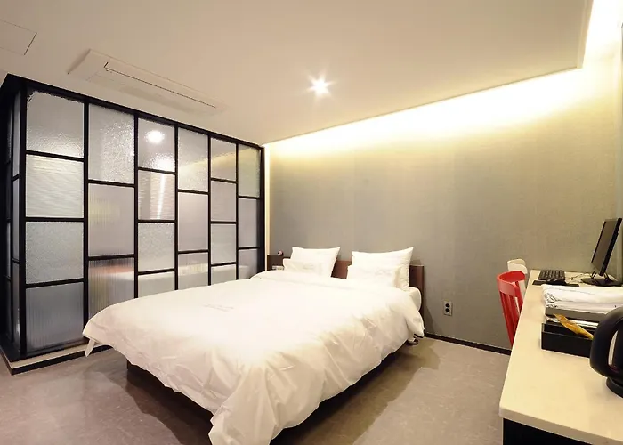 Queens Hotel Seomyeon Busan