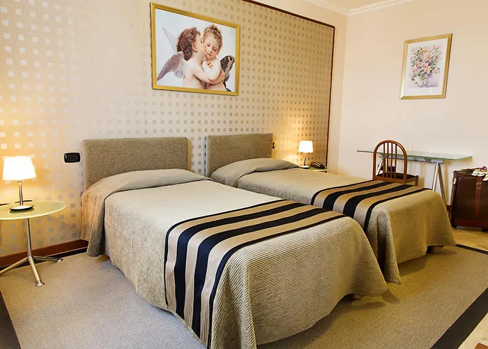 Hotel Palace 2000