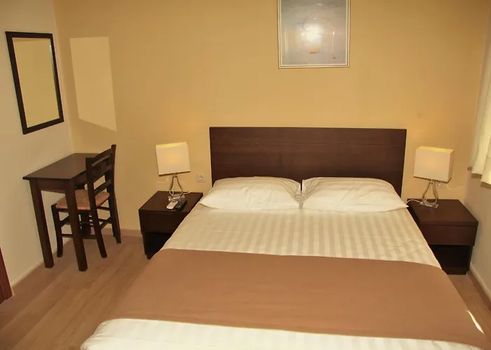 Rea Hotel