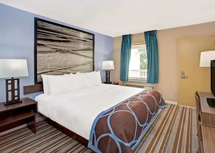 Super 8 By Wyndham Asbury Park