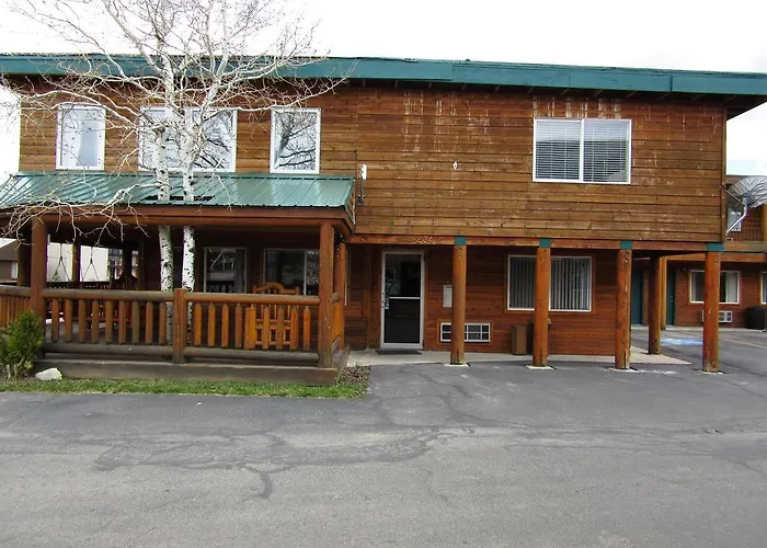 Yellowstone Country Inn