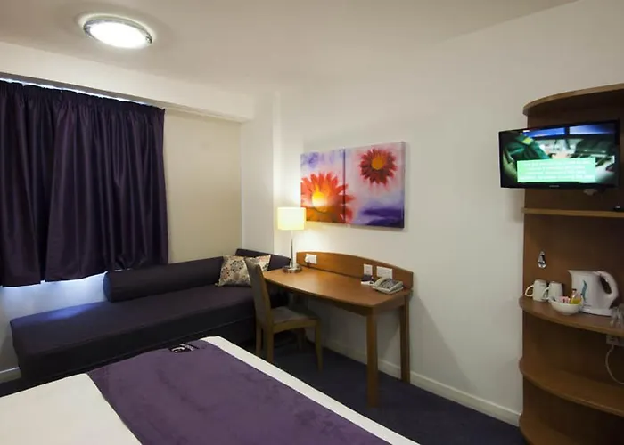 Premier Inn Hatfield