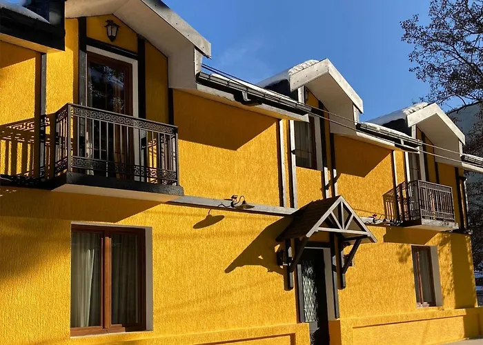 Borjomi Yellow Hotel