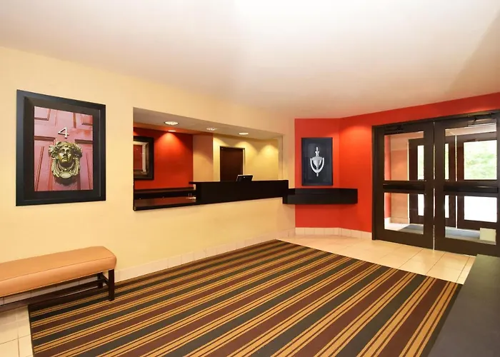Extended Stay America Select Suites - Detroit - Farmington Hills