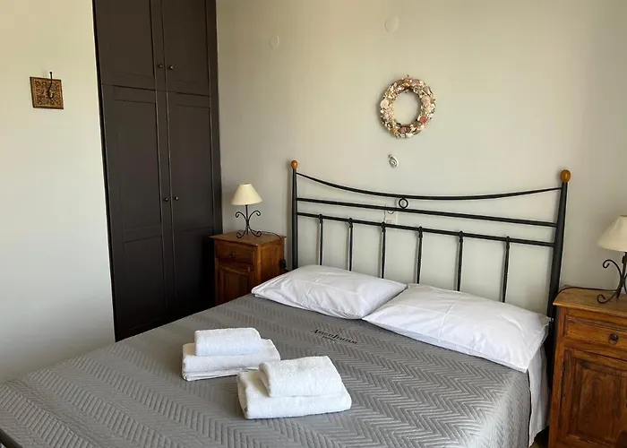 Atalanti Apartments