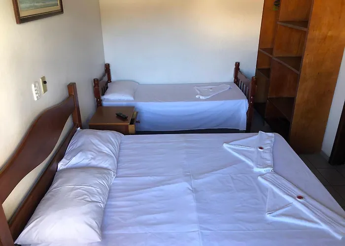 Hotel Pousada Nosso Cantinho
