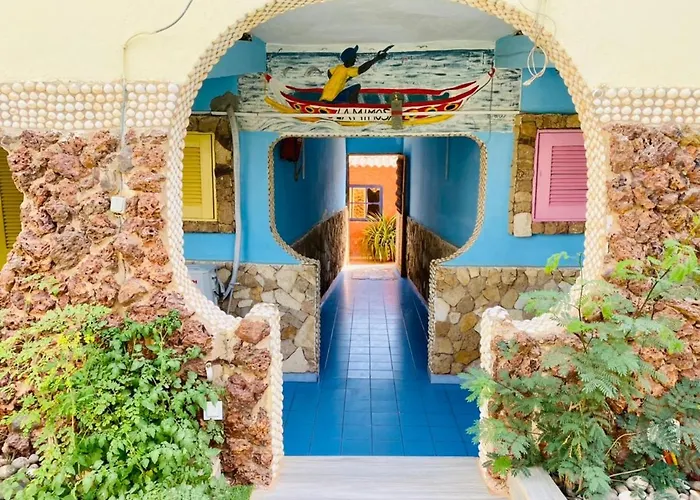 Hotel Mimosa Airport