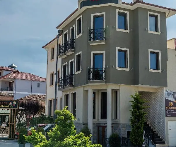 Hotel Pazari & Apartments