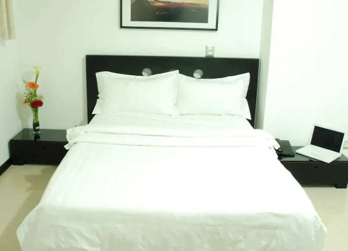 Howard Johnson Hotel Portofino Puerto Ordaz