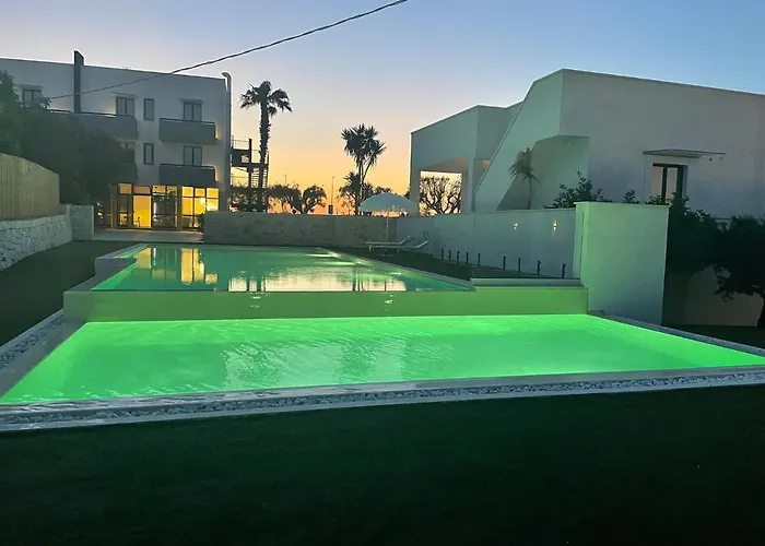 Tuo Hotel