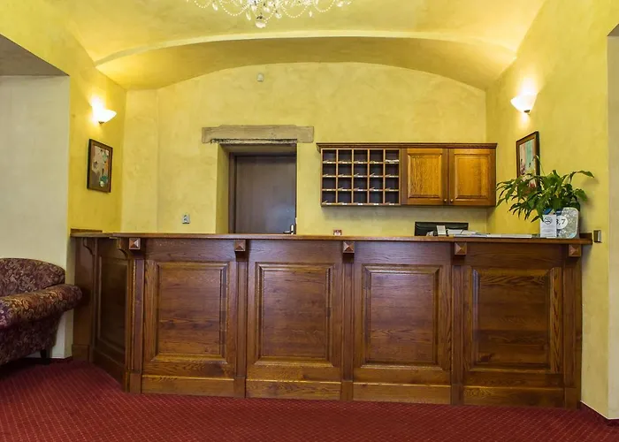 Hotel Rous