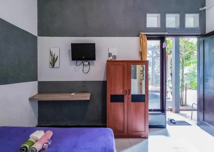 Kartini Guest House Near Alun Alun Probolinggo