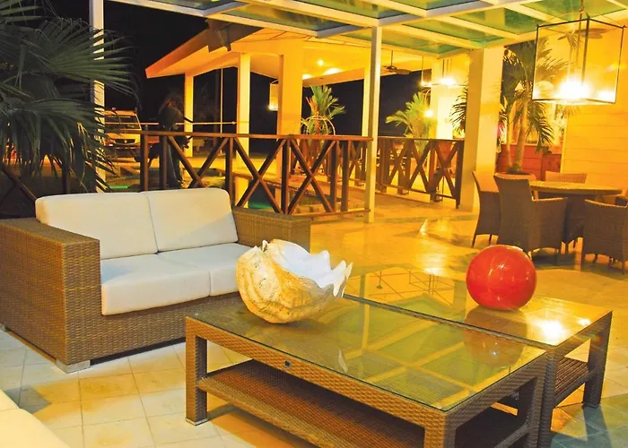 Playa Tortuga Hotel And Beach Resort