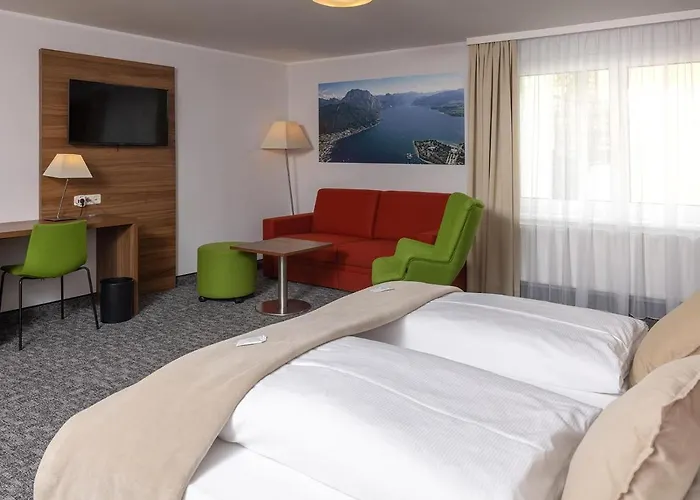 Seehotel im Weyer