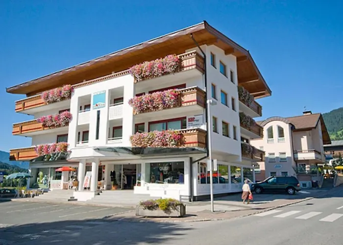 Apartmenthaus Brixen & Haus Central