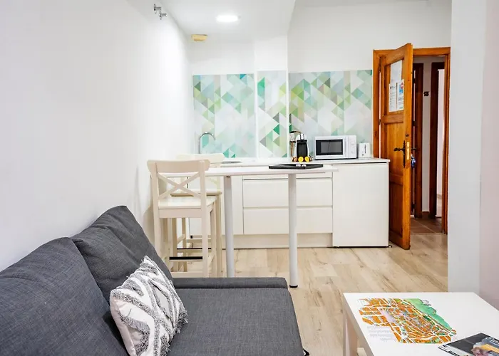 Hostal Plaza de Italia