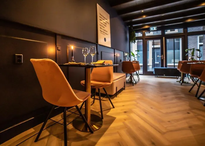 Hotel Cafe Restaurant 'T Raedhus