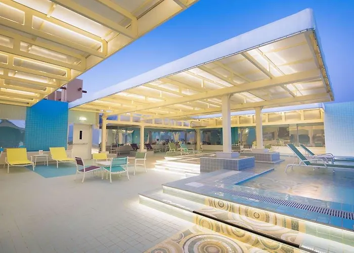Top Ayla Bawadi Hotel & Mall Al Ain
