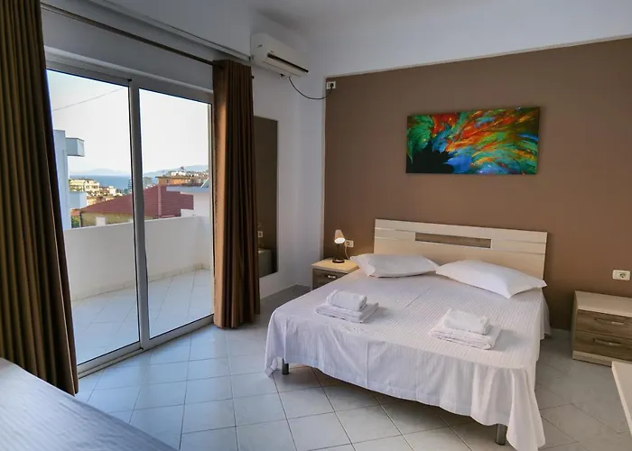 Saranda Inn Rooms & Apartments