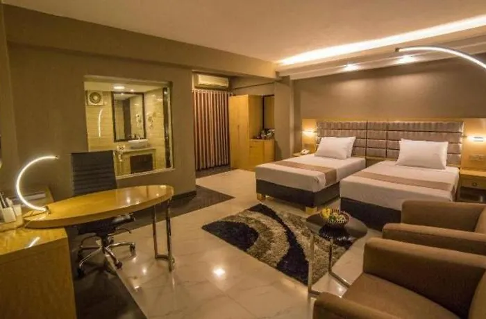 Hotel Castle Salam