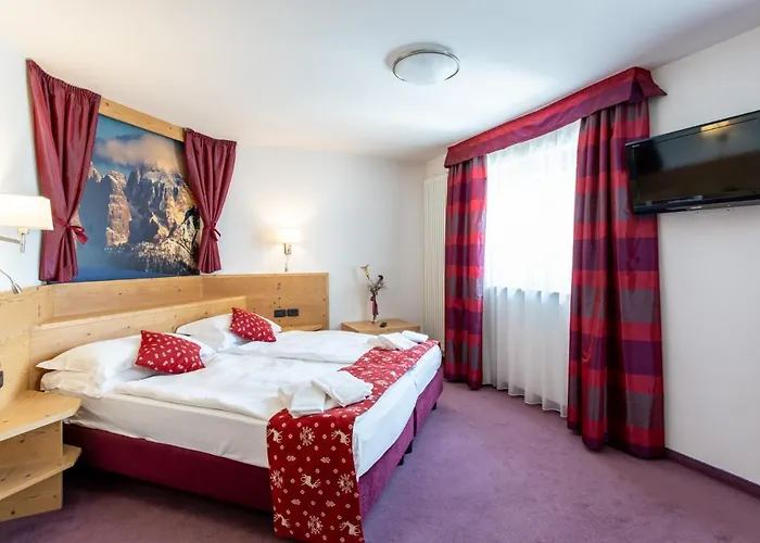 Ciasa Alpina Relax Hotel