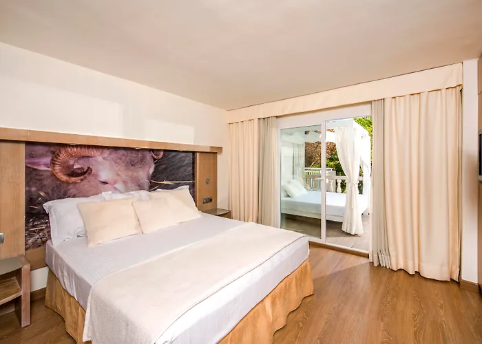 Iberostar Waves Club Cala Barca All Inclusive