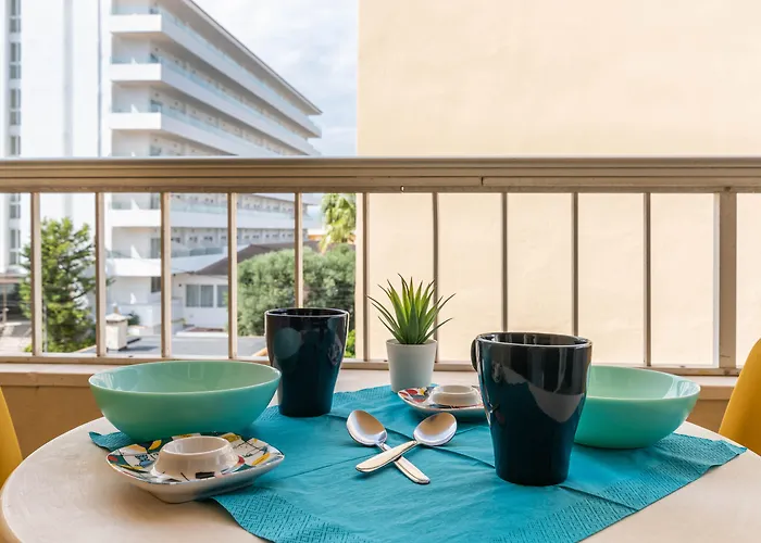 Acapulco Apartments