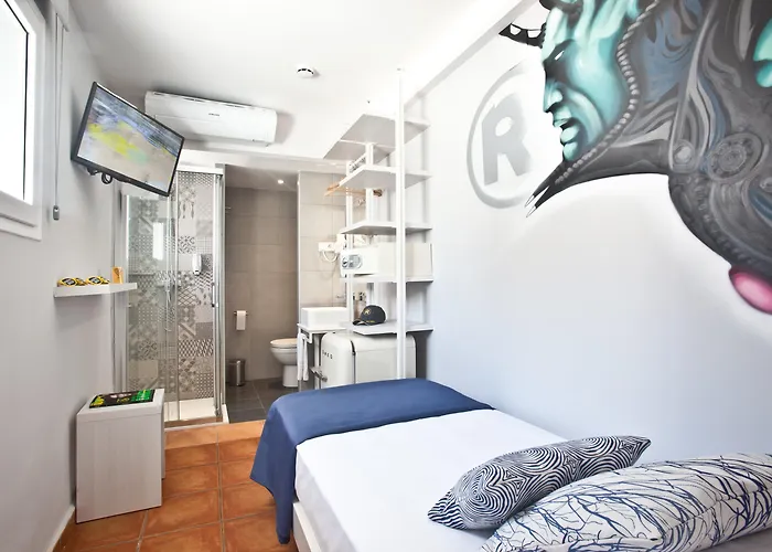 Ryans La Marina (Adults Only)