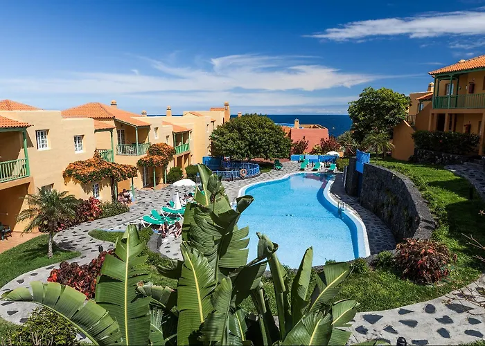 Apartamentos La Caleta