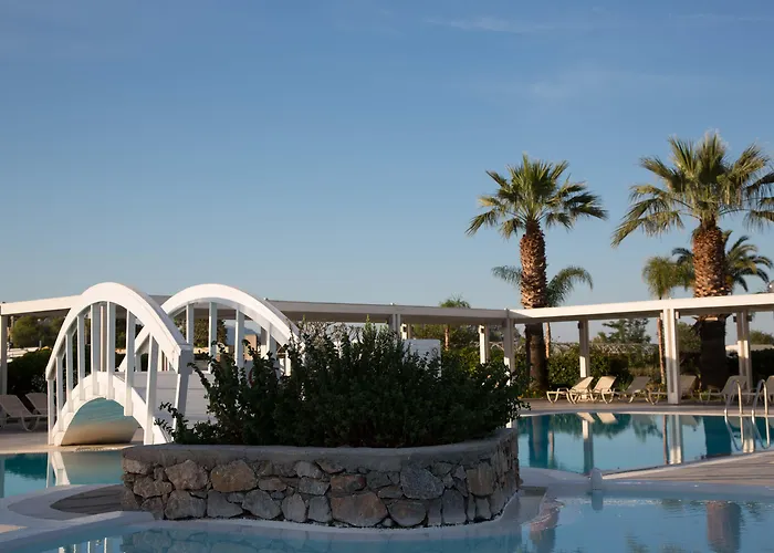Lindos White Hotel & Suites