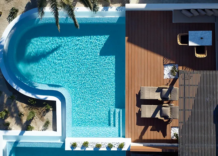 9 Muses Santorini Resort