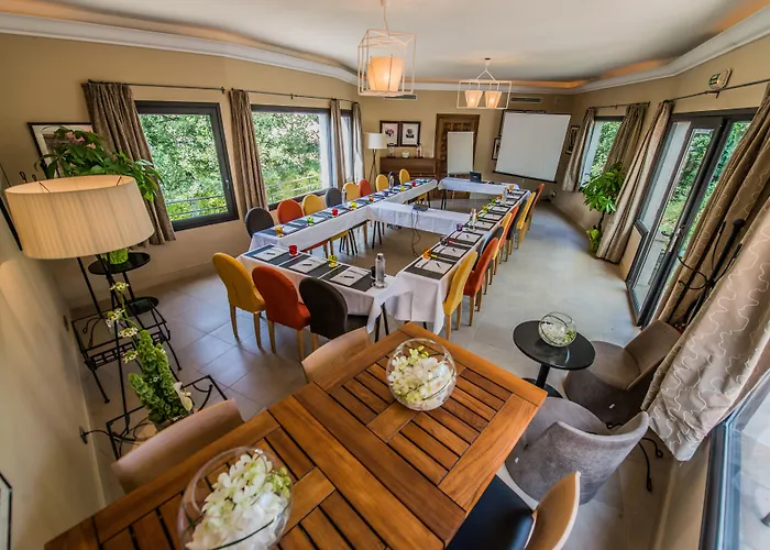 Hotel****Spa & Restaurant Cantemerle