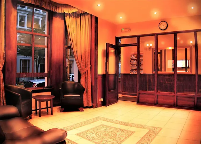 Westbury Hotel