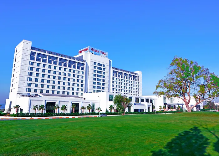 The Green Park Pendik Hotel y Centro de Convenciones