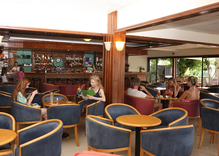 Veronica Hotel