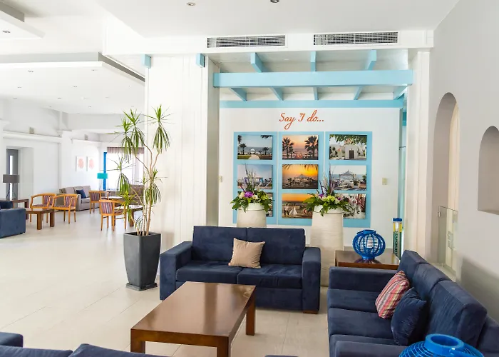Kefalos Damon Hotel Apartments