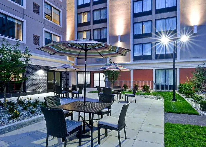 Holiday Inn Express Boston By Ihg