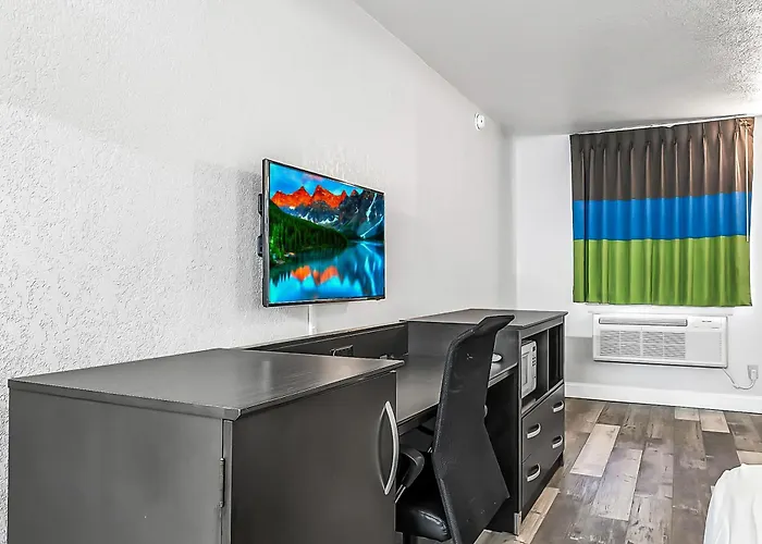 Surestay Hotel By Best Western Oklahoma City West