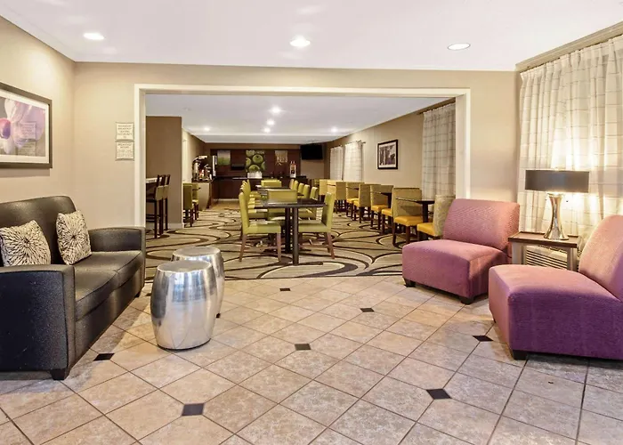 La Quinta By Wyndham Harrisburg Airport Hershey