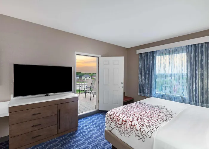 La Quinta By Wyndham Houston Channelview